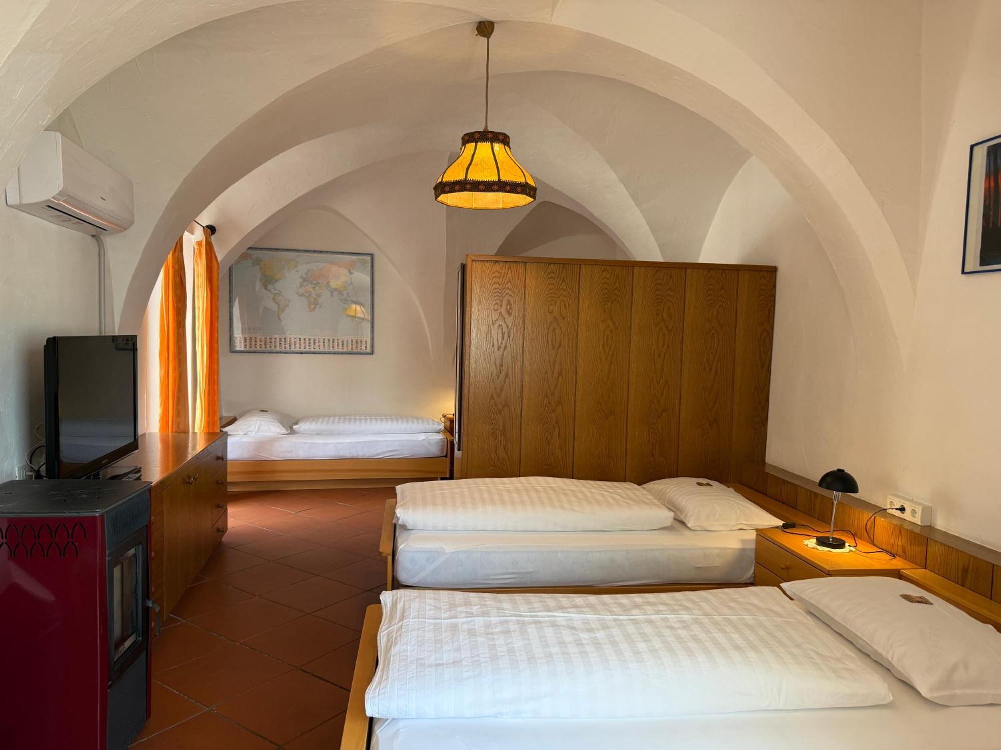 Gasthof Goldenes Lamm Vahrn Habitación foto